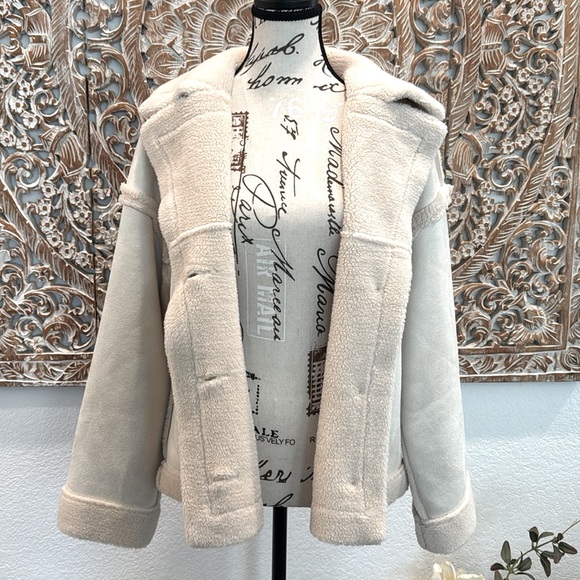 PLM Pascale La Mode Short Faux Wool Shearling, Suede Coat, Button Front, NWT - Picture 8 of 16